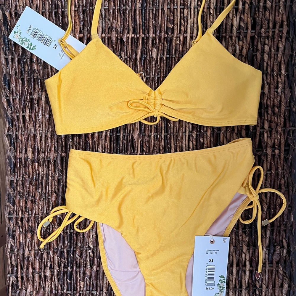 NWT Chelsea & Violet yellow high-waist bikini XS